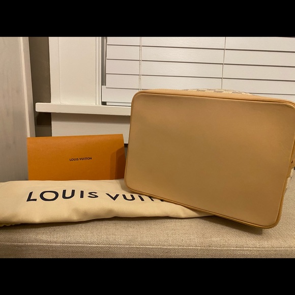 💙🤍AUTH. LOUIS VUITTON NOE GM IN DAMIER AZUR🤍💙 - Picture 8 of 9